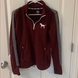 QUARTER ZIP MAROON SWEATSHIRT